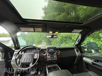 2013 Ford Super Duty F-250 Lariat Crew Cab Medium Bed - miniatura 16