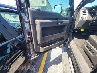 2013 Ford Super Duty F-250 Lariat Crew Cab Medium Bed - miniatura 9