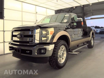 2013 Ford Super Duty F-250 Lariat Crew Cab Medium Bed