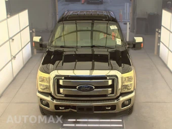 2013 Ford Super Duty F-250 Lariat Crew Cab Medium Bed - miniatura 2