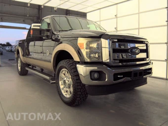 2013 Ford Super Duty F-250 Lariat Crew Cab Medium Bed - miniatura 3