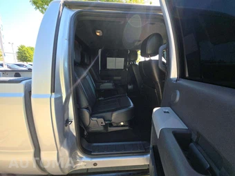 2013 Ford Super Duty F-250 Lariat Crew Cab Medium Bed - miniatura 16