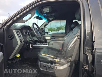 2013 Ford Super Duty F-250 Lariat Crew Cab Medium Bed - miniatura 7