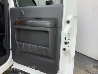 2013 Ford Super Duty F-250 Platinum Crew Cab Long Bed - miniatura 27