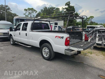 2013 Ford Super Duty F-250 XL Crew Cab Long Bed - miniatura 2