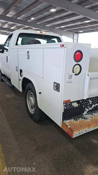 2013 Ford Super Duty F-250 XL Regular Cab Long Bed - miniatura 19