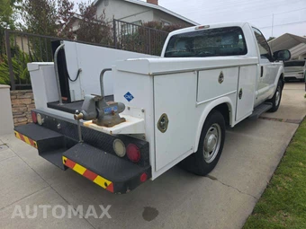 2013 Ford Super Duty F-250 XL Regular Cab Long Bed - miniatura 3