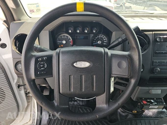 2013 Ford Super Duty F-250 XL Regular Cab Long Bed - miniatura 10