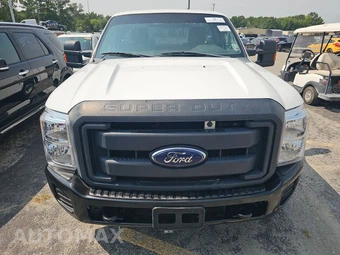 2013 Ford Super Duty F-250 XL Regular Cab Long Bed - miniatura 2