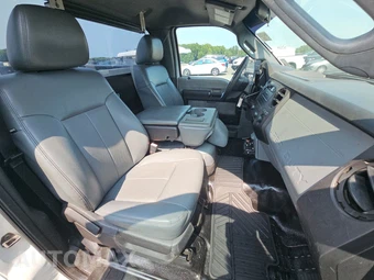 2013 Ford Super Duty F-250 XL Regular Cab Long Bed - miniatura 8