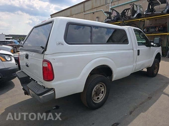 2013 Ford Super Duty F-250 XL Regular Cab Long Bed - miniatura 3