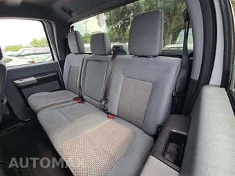 2013 Ford Super Duty F-250 XLT Crew Cab Medium Bed - miniatura 13