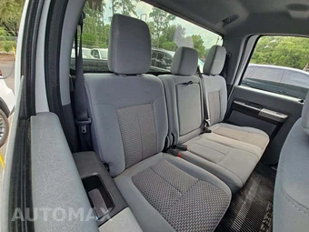 2013 Ford Super Duty F-250 XLT Crew Cab Medium Bed - miniatura 16