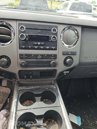 2013 Ford Super Duty F-250 XLT Crew Cab Medium Bed - miniatura 10