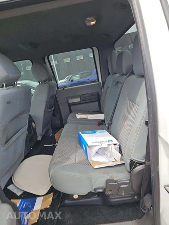 2013 Ford Super Duty F-250 XLT Crew Cab Medium Bed - miniatura 13