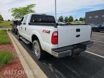 2013 Ford Super Duty F-250 XLT Crew Cab Medium Bed - miniatura 2