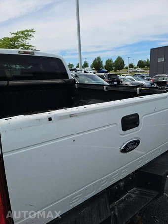 2013 Ford Super Duty F-250 XLT Crew Cab Medium Bed - miniatura 22