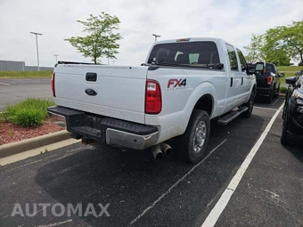 2013 Ford Super Duty F-250 XLT Crew Cab Medium Bed - miniatura 3