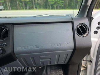 2013 Ford Super Duty F-350 Cab Chassis XL Extended Cab w/Rear Doors - miniatura 18