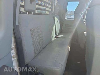 2013 Ford Super Duty F-350 Cab Chassis XL Extended Cab w/Rear Doors DRW - miniatura 15