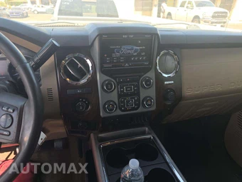 2013 Ford Super Duty F-350 Lariat Crew Cab Medium Bed - miniatura 10