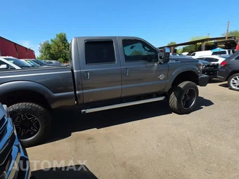 2013 Ford Super Duty F-350 Lariat Crew Cab Medium Bed