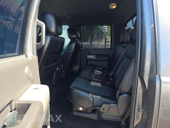 2013 Ford Super Duty F-350 Lariat Crew Cab Medium Bed - miniatura 10
