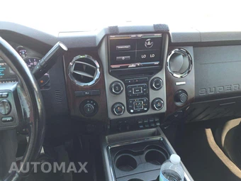 2013 Ford Super Duty F-350 Lariat Crew Cab Medium Bed - miniatura 7
