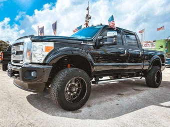 2013 Ford Super Duty F-350 Platinum Crew Cab Medium Bed - samochód z USA z aukcji Manheim, oferta Kup Teraz w AUTOMAX