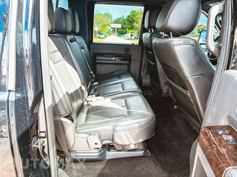 2013 Ford Super Duty F-350 Platinum Crew Cab Medium Bed - miniatura 14