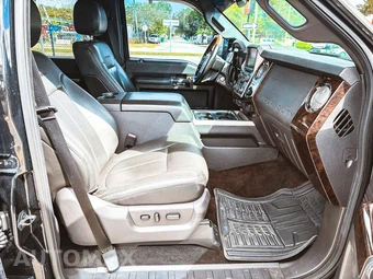 2013 Ford Super Duty F-350 Platinum Crew Cab Medium Bed - miniatura 17