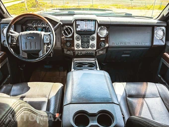 2013 Ford Super Duty F-350 Platinum Crew Cab Medium Bed - miniatura 18