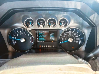 2013 Ford Super Duty F-350 Platinum Crew Cab Medium Bed - miniatura 22