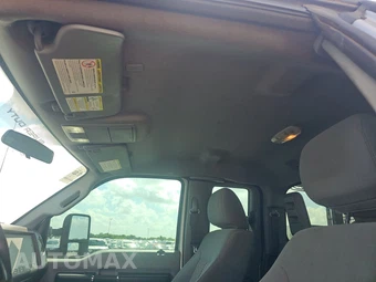 2013 Ford Super Duty F-450 Cab Chassis XL Extended Cab w/Rear Doors DRW - miniatura 17