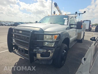 2013 Ford Super Duty F-450 Cab Chassis XL Extended Cab w/Rear Doors DRW