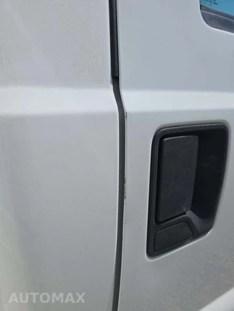 2013 Ford Super Duty F-450 Cab Chassis XL Regular Cab DRW - miniatura 21