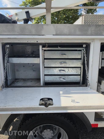 2013 Ford Super Duty F-450 Cab Chassis XL Regular Cab DRW - miniatura 21