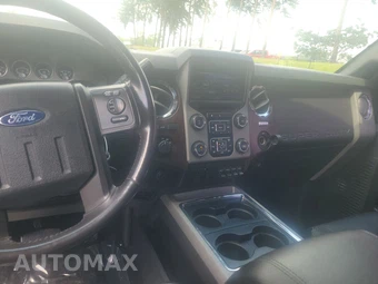 2013 Ford Super Duty F-450 Lariat Crew Cab Long Bed DRW - miniatura 17