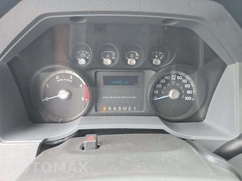 2013 Ford Super Duty F-450 XLT Crew Cab Long Bed DRW - miniatura 9