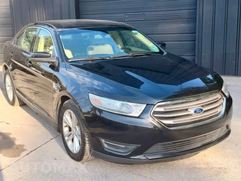 2013 Ford Taurus SEL - miniatura 3