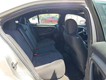 2013 Ford Taurus SEL – miniatura 16