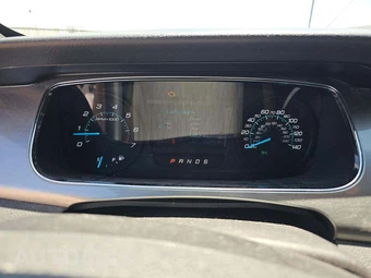 2013 Ford Taurus SEL – miniatura 9