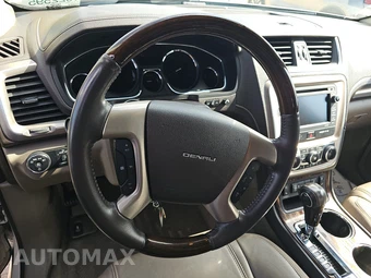 2013 GMC Acadia Denali 5SA – miniatura 10