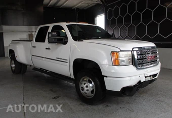 2013 GMC Sierra 3500 Denali HD Crew Cab Long Bed 5SA DRW - samochód z USA z aukcji Manheim, oferta Kup Teraz w AUTOMAX