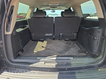 2013 GMC Yukon Denali XL 5SA – miniatura 17