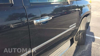2013 GMC Yukon Denali XL 5SA – miniatura 32