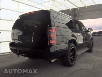 2013 GMC Yukon Denali XL 5SA – miniatura 4