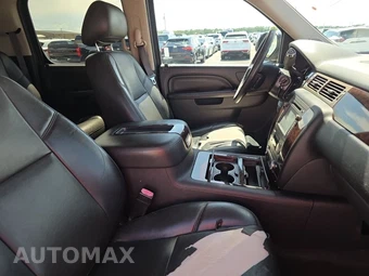 2013 GMC Yukon Denali XL 5SA – miniatura 8
