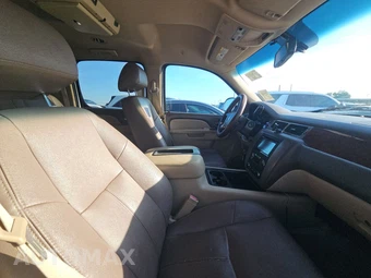 2013 GMC Yukon XL SLE 3SA – miniatura 8