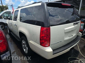 2013 GMC Yukon XL SLT 4SA – miniatura 2